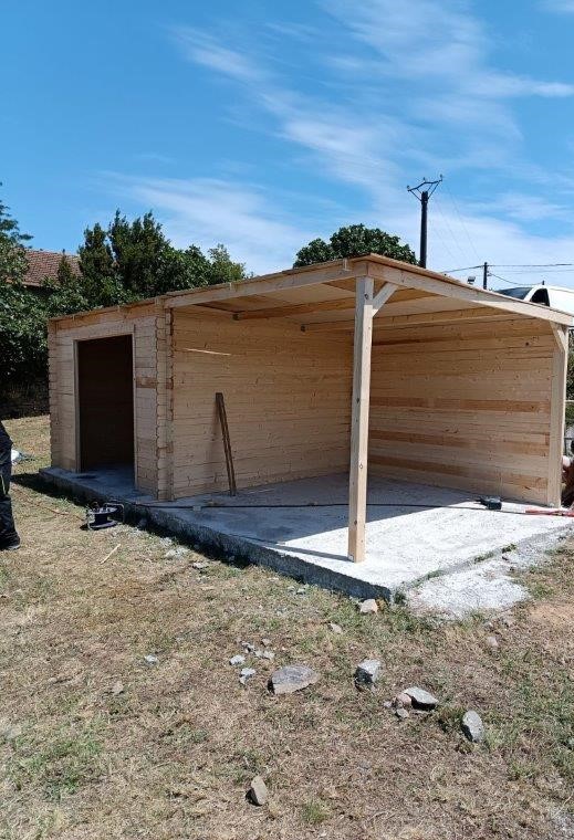 Montirat - Aude - Journée construction du chalet